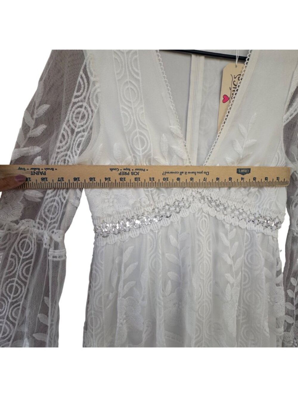 Southern Fried Chics Medium White Lace V-Neck Dress Bell Sleeves & Embroidered - Picture 13 of 14